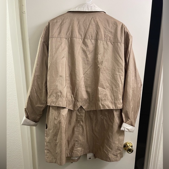 Jacket - Picture 2 of 3
